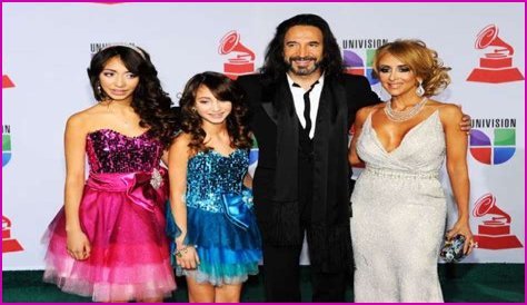 Cristian Salas (Marco Antonio Solís Wife) Age and Wikipedia